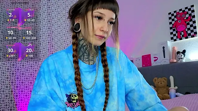 LilithPoison online show from February 2026 03:02:01 AM