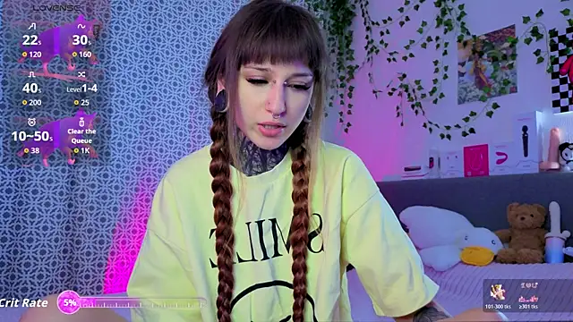 LilithPoison online show from May 2026 06:13:02 PM