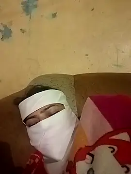 Snapshot of Love-890 chatting on October 2025 11:05:02 PM Love-890 online show from October 2025 11:05:02 PM