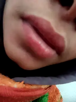 Aaisha-16 online show from February 2026 04:18:02 AM