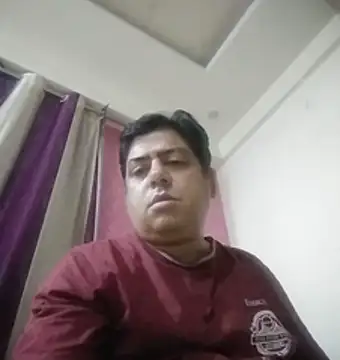 Love40777 online show from July 2026 03:58:02 PM