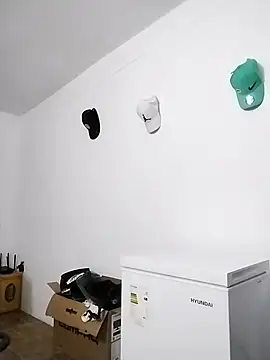 Snapshot of Alex_man23 chatting on September 2025 08:01:01 PM Alex man23 online show from September 2025 08:01:01 PM