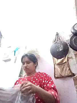 aliya-jaan71 online show from December 2025 12:03:02 PM