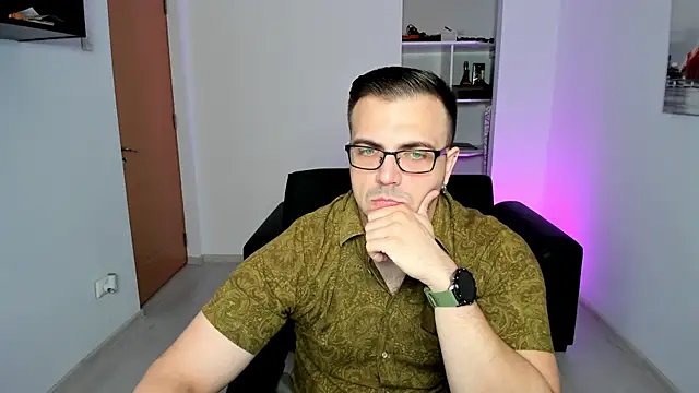 Snapshot of Jace_Thorne chatting on September 2025 04:56:01 PM Jace Thorne online show from September 2025 04:56:01 PM