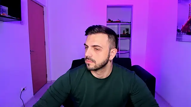 Snapshot of Jace_Thorne chatting on November 2025 05:24:01 AM Jace Thorne online show from November 2025 05:24:01 AM