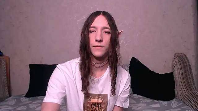 SilverMuse  online show from October 2025 10:29:02 PM