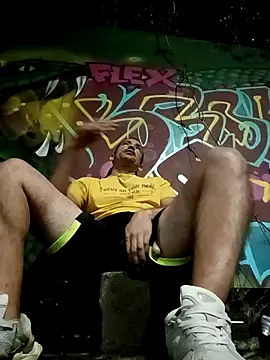 Snapshot of zamir_adam chatting on September 2025 11:50:01 PM zamir adam online show from September 2025 11:50:01 PM