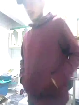 Snapshot of D13gomez chatting on July 2026 05:05:01 PM D13gomez online show from July 2026 05:05:01 PM