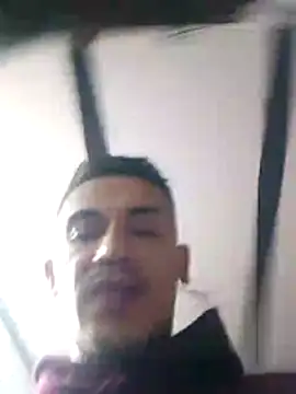 Snapshot of D13gomez chatting on July 2026 01:58:33 AM D13gomez online show from July 2026 01:58:33 AM