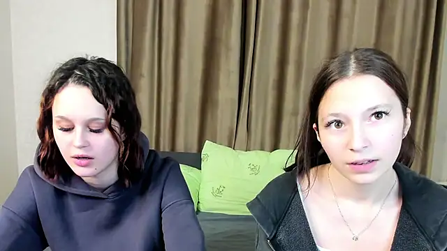 Snapshot of GabrielleLynchard chatting on September 2025 07:05:01 PM GabrielleLynchard online show from September 2025 07:05:01 PM