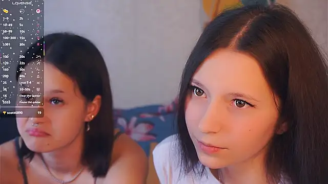 Snapshot of GabrielleLynchard chatting on October 2025 07:43:01 PM GabrielleLynchard online show from October 2025 07:43:01 PM