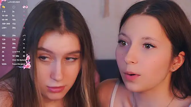 Snapshot of GabrielleLynchard chatting on November 2025 08:31:01 PM GabrielleLynchard online show from November 2025 08:31:01 PM