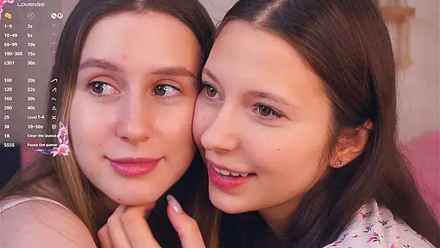 Snapshot of GabrielleLynchard chatting on November 2025 08:29:02 PM GabrielleLynchard online show from November 2025 08:29:02 PM