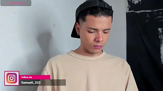 Avaggi online show from November 2025 12:32:01 AM