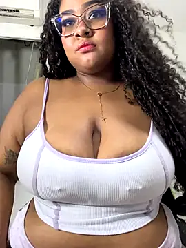 Dakota  Luxx00 online show from September 2025 04:18:02 AM