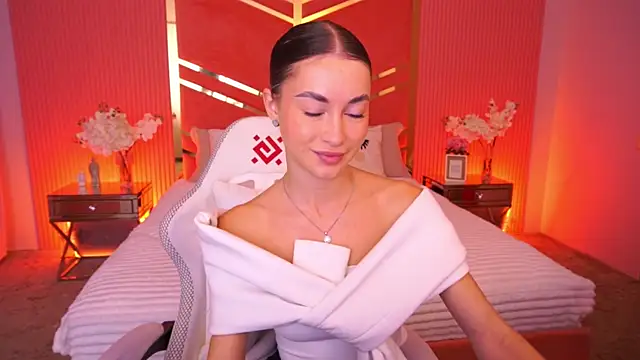 Snapshot of CherryyLulu chatting on October 2025 07:42:01 AM CherryyLulu online show from October 2025 07:42:01 AM