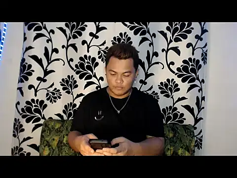 Snapshot of Gayasianzowe chatting on October 2025 02:34:01 PM Gayasianzowe online show from October 2025 02:34:01 PM