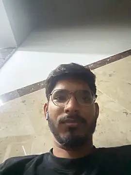 Snapshot of vikranthLong chatting on October 2025 06:39:01 PM vikranthLong online show from October 2025 06:39:01 PM