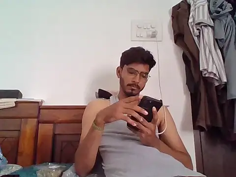 Snapshot of vikranthLong chatting on October 2025 05:32:01 AM vikranthLong online show from October 2025 05:32:01 AM