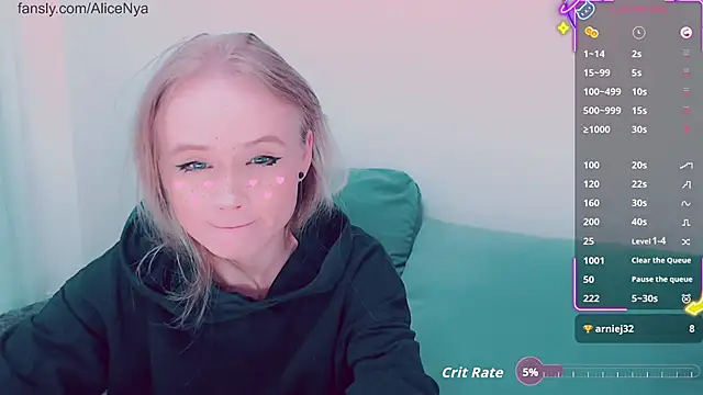 Snapshot of AliceNya_cute chatting on November 2025 03:39:01 AM AliceNya cute online show from November 2025 03:39:01 AM