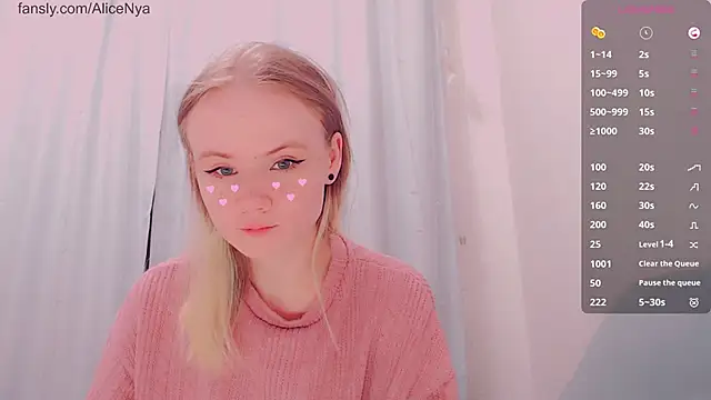 Snapshot of AliceNya_cute chatting on January 2026 06:18:02 AM AliceNya cute online show from January 2026 06:18:02 AM