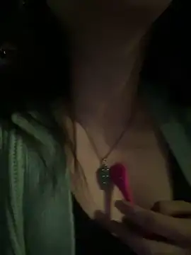 Snapshot of smile-520 chatting on December 2025 01:18:01 PM smile-520 online show from December 2025 01:18:01 PM