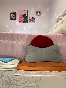 qianhan x online show from April 2026 03:28:01 PM