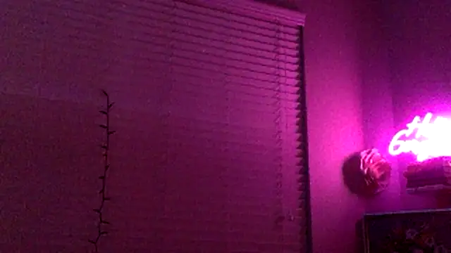 Texxaspearl online show from January 2026 10:08:02 AM