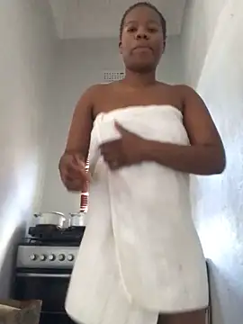 LeehXXY online show from November 2025 01:55:01 PM