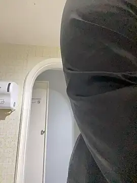 krisstenSantos online show from November 2025 11:43:01 AM