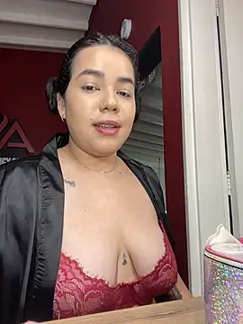 krisstenSantos online show from November 2025 12:16:02 PM