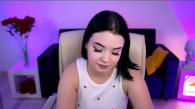 Snapshot of leslierowe_ chatting on September 2025 04:08:02 PM leslierowe online show from September 2025 04:08:02 PM