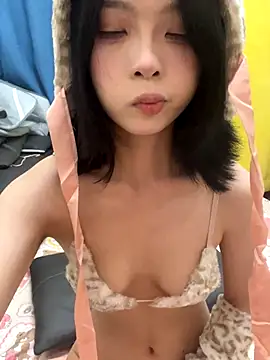 Snapshot of qiqi_x chatting on October 2025 03:55:01 PM qiqi x online show from October 2025 03:55:01 PM