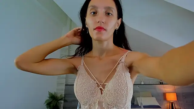 skinnystar  online show from October 2025 05:11:02 AM