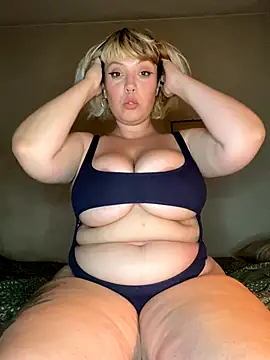 Snapshot of STRIPsegale chatting on October 2025 09:01:01 PM STRIPsegale online show from October 2025 09:01:01 PM