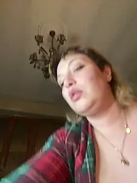 Snapshot of STRIPsegale chatting on February 2026 09:52:02 PM STRIPsegale online show from February 2026 09:52:02 PM