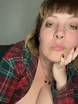 Snapshot of STRIPsegale chatting on March 2026 09:31:01 PM STRIPsegale online show from March 2026 09:31:01 PM