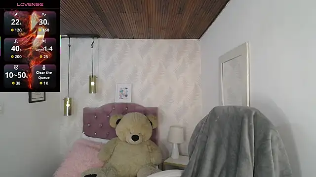 alllyson  online show from February 2026 07:54:02 PM