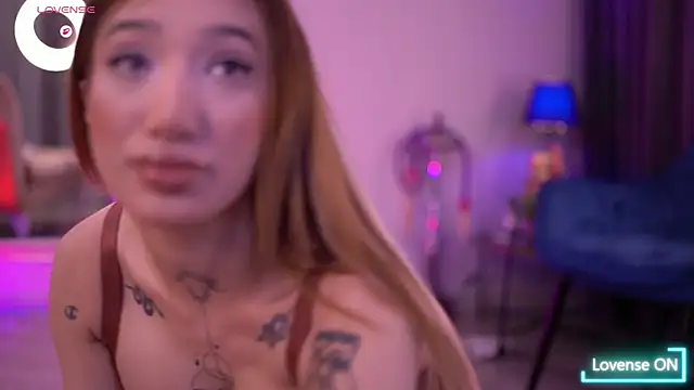 Snapshot of SiennaJayden chatting on January 2026 06:24:02 PM SiennaJayden online show from January 2026 06:24:02 PM