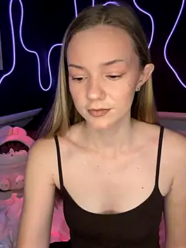 MilaMoone online show from January 2026 11:12:01 AM