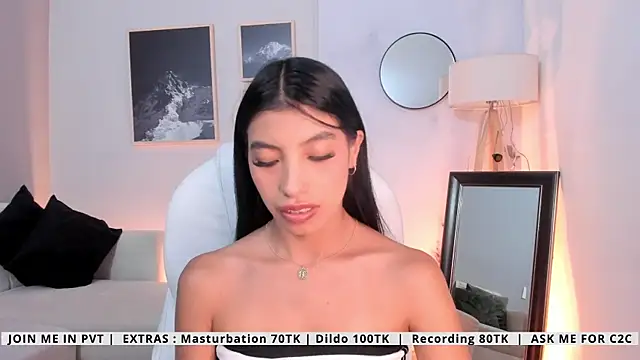 Tiffany Low online show from May 2026 05:07:02 PM