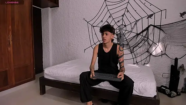 j martony online show from November 2025 12:18:02 PM