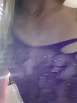 Snapshot of Nhoakila96 chatting on February 2026 01:42:01 PM Nhoakila96 online show from February 2026 01:42:01 PM