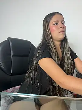 EMILIIA RICHTER   online show from January 2026 11:48:02 AM