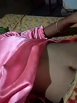 Snapshot of annu_000 chatting on October 2025 08:40:02 PM annu 000 online show from October 2025 08:40:02 PM