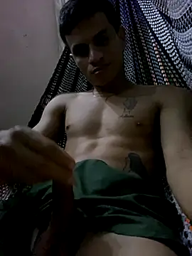 Alexander19Che online show from September 2025 02:01:02 AM