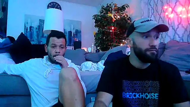 Snapshot of versatilevortex chatting on September 2025 01:06:02 AM versatilevortex online show from September 2025 01:06:02 AM