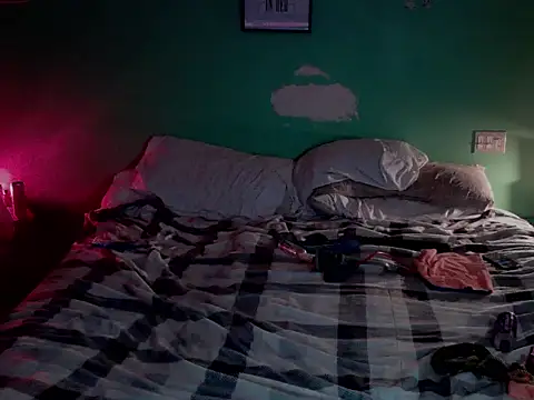 Snapshot of versatilevortex chatting on October 2025 03:14:02 AM versatilevortex online show from October 2025 03:14:02 AM