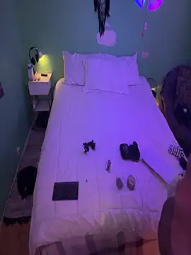 Snapshot of versatilevortex chatting on October 2025 01:17:01 AM versatilevortex online show from October 2025 01:17:01 AM