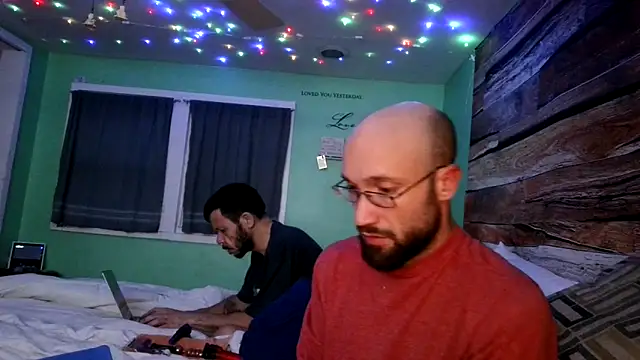 Snapshot of versatilevortex chatting on October 2025 04:04:02 AM versatilevortex online show from October 2025 04:04:02 AM